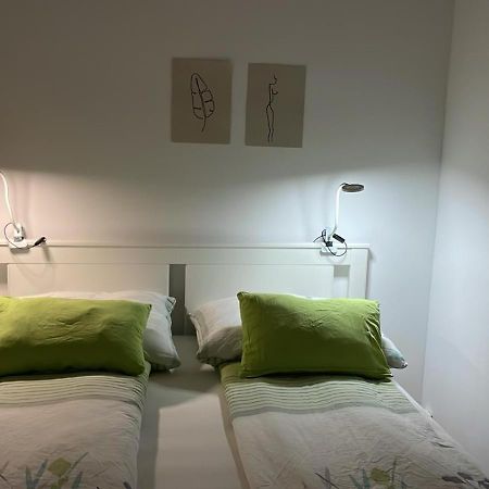 Best Rated Central Apartment Vienna - Ac, Wifi, 24H7Days Self Check-In, Board Games, Netflix Zewnętrze zdjęcie