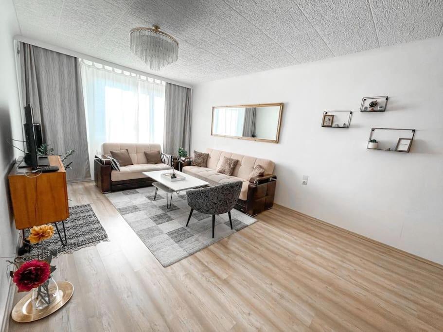Best Rated Central Apartment Vienna - Ac, Wifi, 24H7Days Self Check-In, Board Games, Netflix Zewnętrze zdjęcie